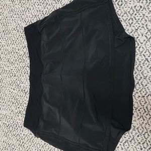 COPY - Lululemon Pace Rival Skirt. Only used a handful of times & very good con…